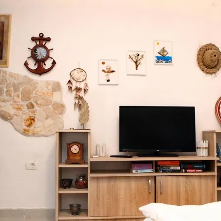 Apartment Lovely Es Umag