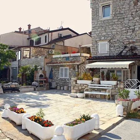 Lovely Es Apartman Umag